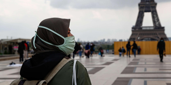 الحجاب يتصدّر أجندة الحملات الانتخابية لرئاسة فرنسا
