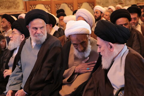 مؤتمر “المرجع المجاهد” آية الله الشيرازي”ره” في إيران والعراق