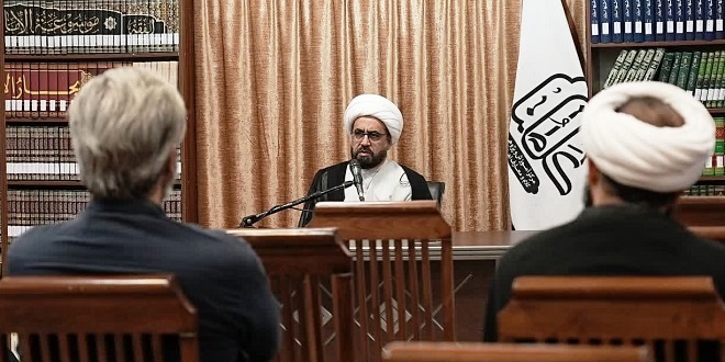 آية الله السيستاني ومنهجيته: قراءة متجددة للتراث وخلق آفاق بحثية جديدة