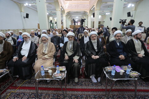 بالصور: مؤتمر تكريم العلامة المحقق الشيخ محمد حسين النائيني ره في أصفهان