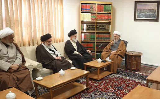 آية الله السبحاني: الاحتجاج البنّاء مقبول.. ومواجهة أعمال الشغب ضرورة شرعية ووطنية.