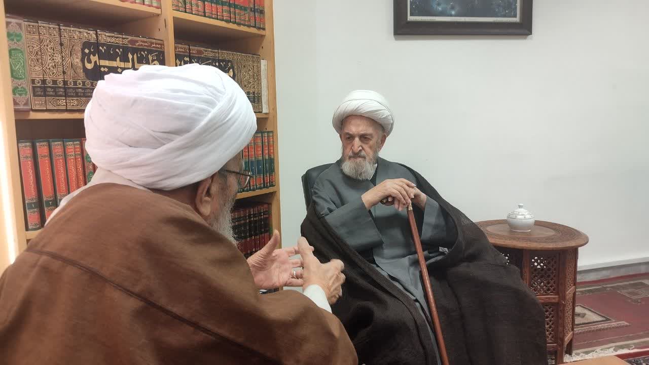 آية الله أشرفي الشاهرودي يلتقي المراجع العظام السبحاني، وجوادي الآملي، وشبيري الزنجاني