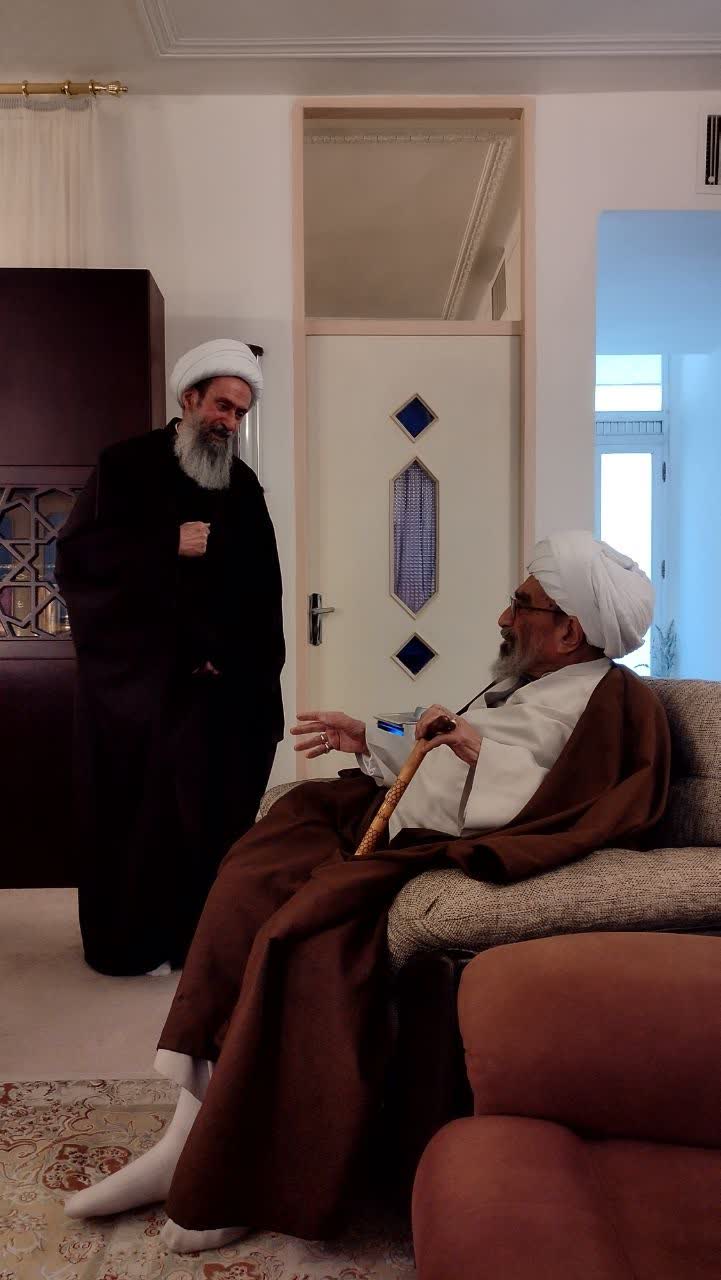 لقاء آية الله أشرفي الشاهرودي بحفيد الآخوند الخراساني في قم