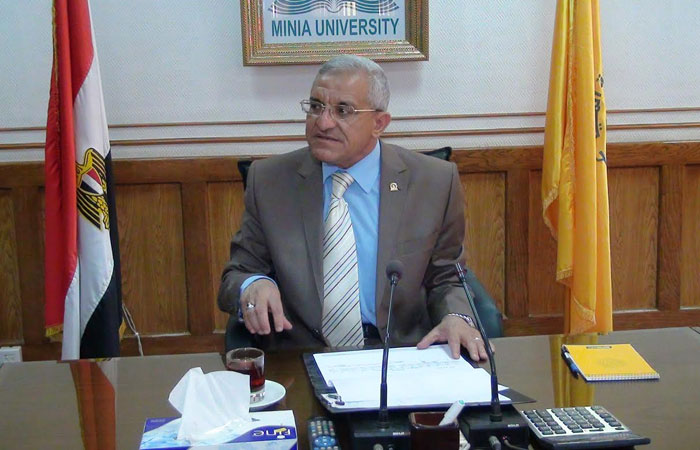 الدكتور-جمال-الدين-على-أبو-المجد-رئيس-جامعة-المنيا