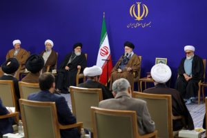 لقاء القائمين على مؤتمر إحياء ذكرى آية الله الميلاني مع الإمام الخامنئي